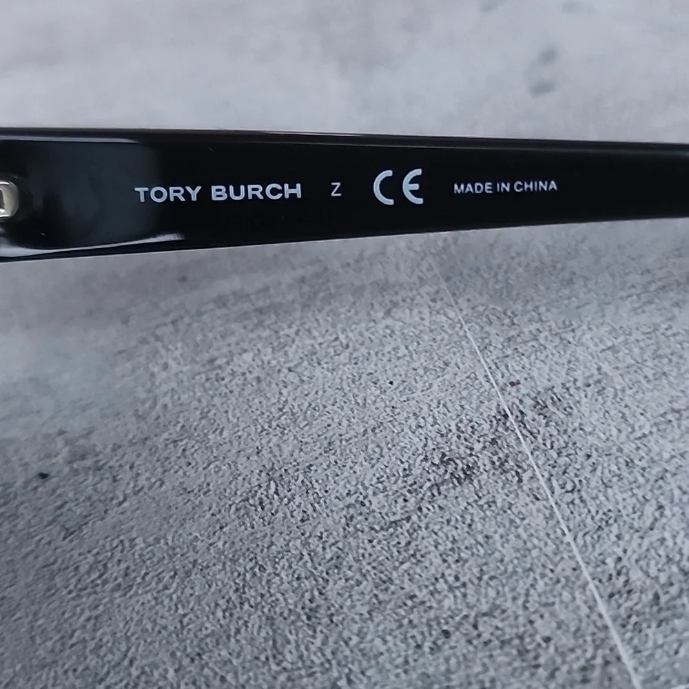 Tory Burch Rhinestone Cat Eye Sunglasses TY7057- B  display picture 3